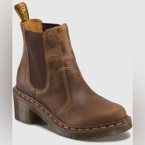 Doc Martens Size 6 Cadence Heeled Boots